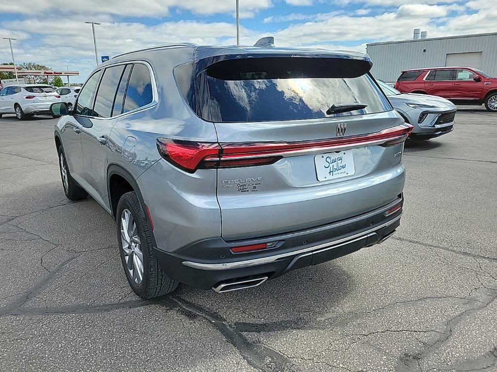 Used 2025 Buick Enclave Preferred AWD/4WD image 7
