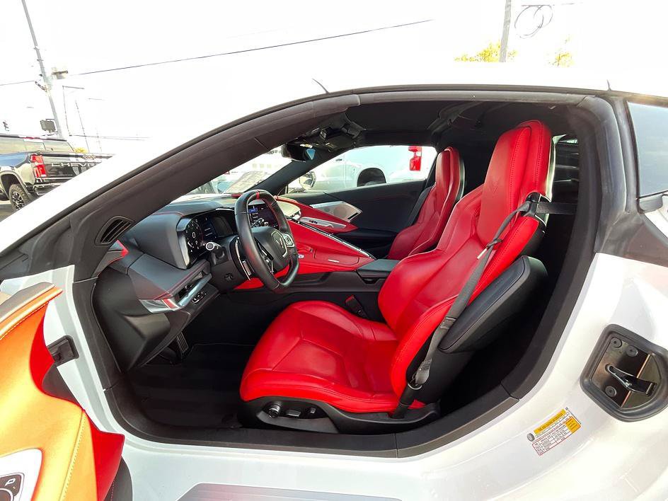 Used 2022 Chevrolet Corvette Stingray Preferred Cpe w/ 2LT RWD image 3