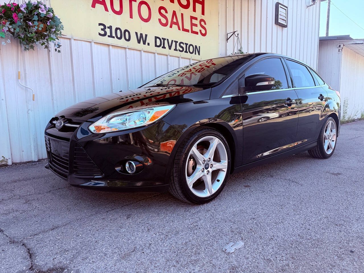 Used 2012 Ford Focus Titanium FWD image 7