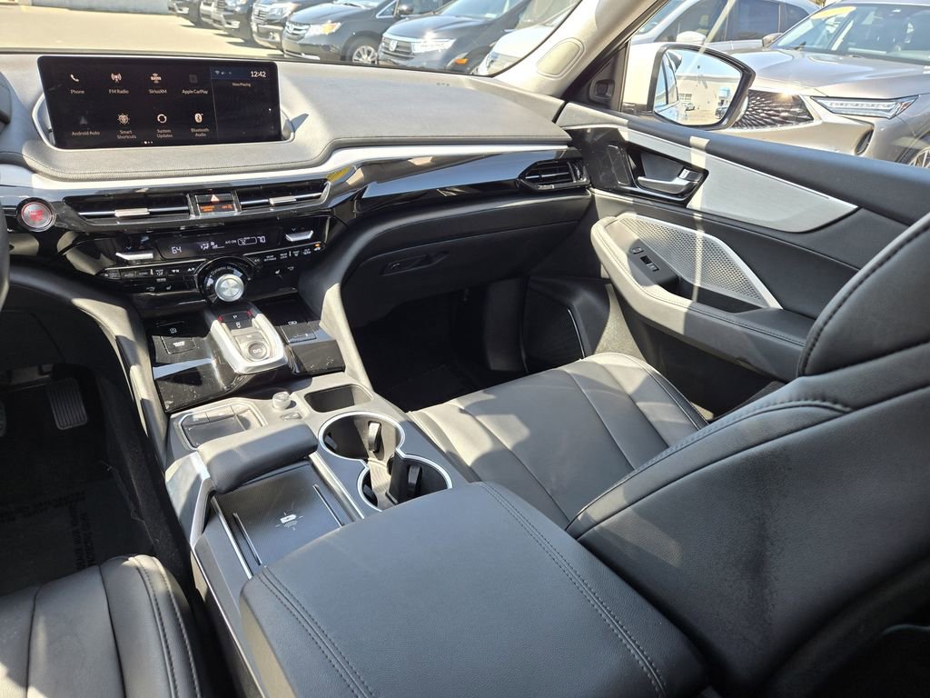 Used 2024 Acura MDX SH-AWD image 14