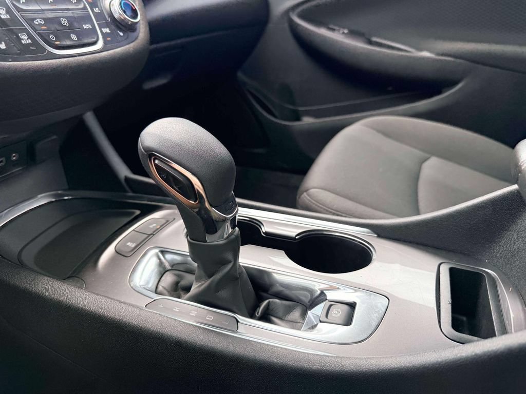 Used 2023 Chevrolet Malibu LT w/ Driver Confidence Package FWD image 29