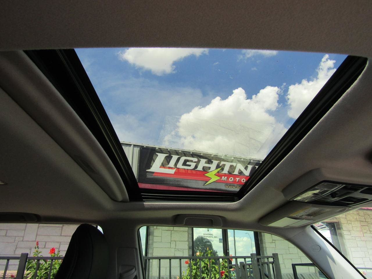 Used 2019 Toyota 4Runner Limited AWD/4WD image 8