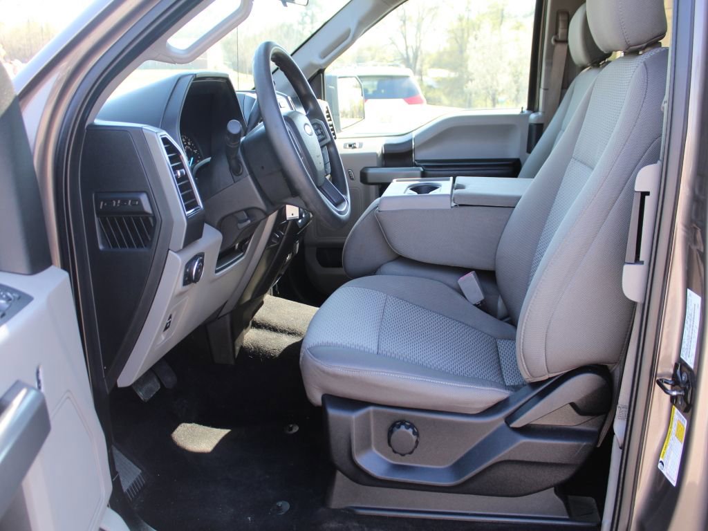 Used 2019 Ford F150 XLT w/ Max Trailer Tow Package image 3