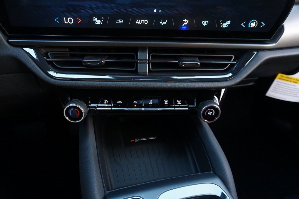 New 2026 Chevrolet Equinox EV RS image 16