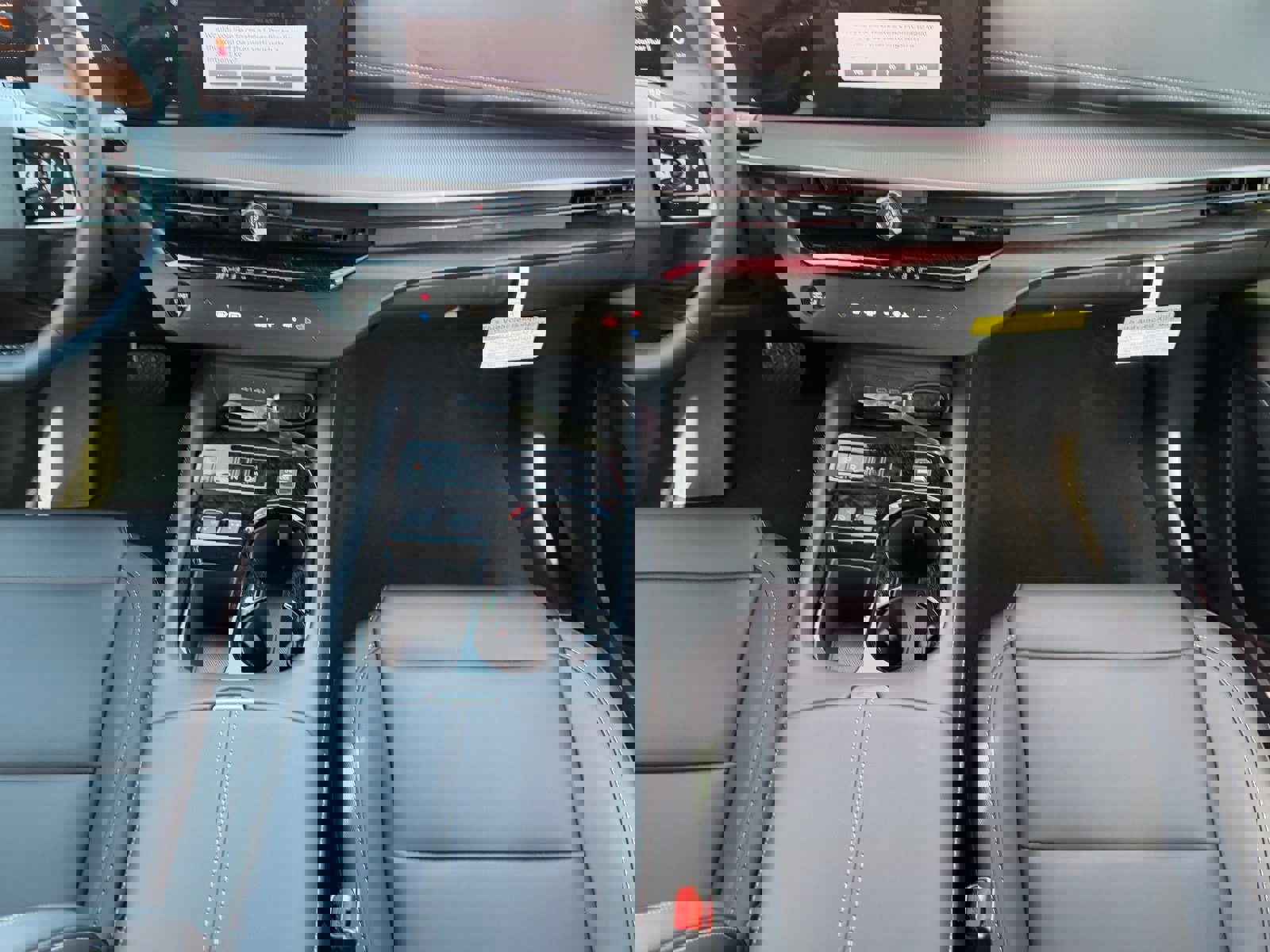 New 2025 Nissan Murano SV w/ Cargo Package image 16