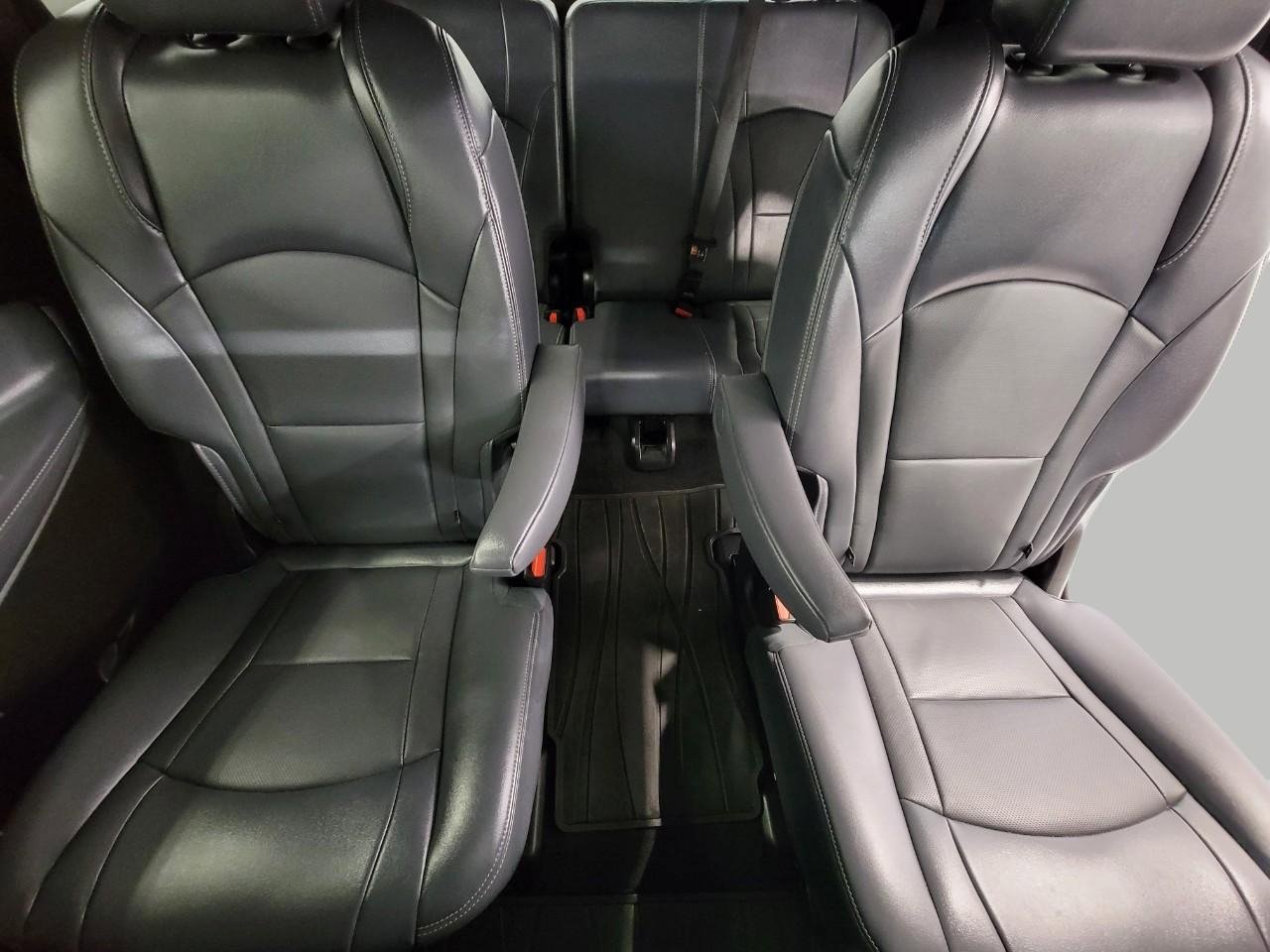 Used 2023 Buick Enclave Essence w/ Experience Buick Package image 23