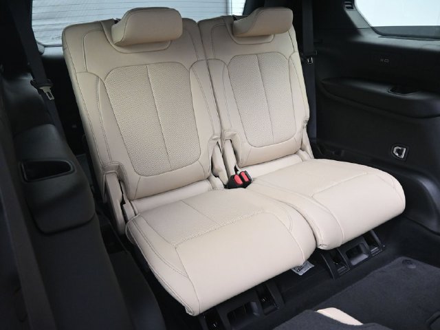 New 2025 Jeep Grand Cherokee L Limited w/ Luxury Tech Group II AWD/4WD image 18