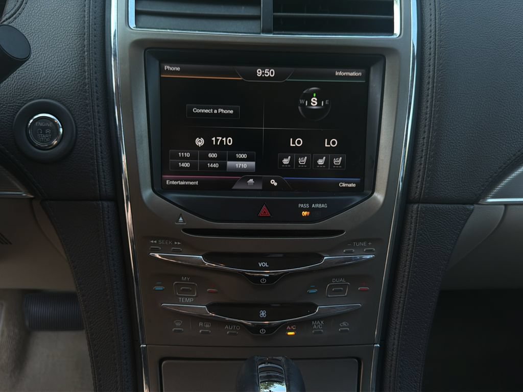 Used 2013 Lincoln MKX AWD image 26