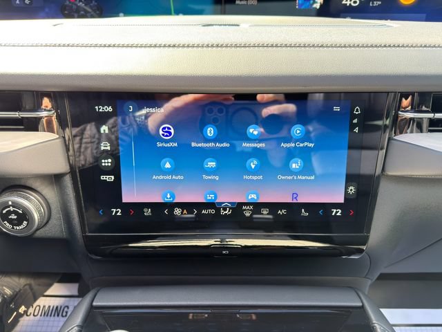 Used 2025 Lincoln Navigator Reserve w/ Jet Appearance Package image 39