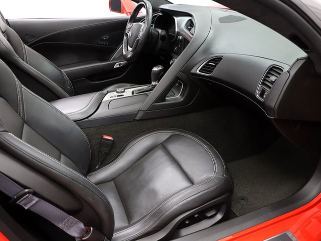 Used 2015 Chevrolet Corvette Stingray Coupe w/ 3LT Preferred Equipment Group image 32