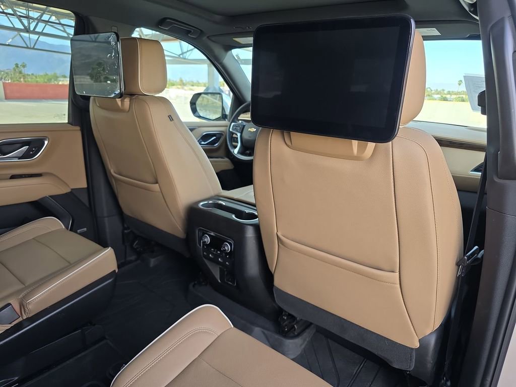 Used 2023 Chevrolet Tahoe Premier w/ Premium Package image 22