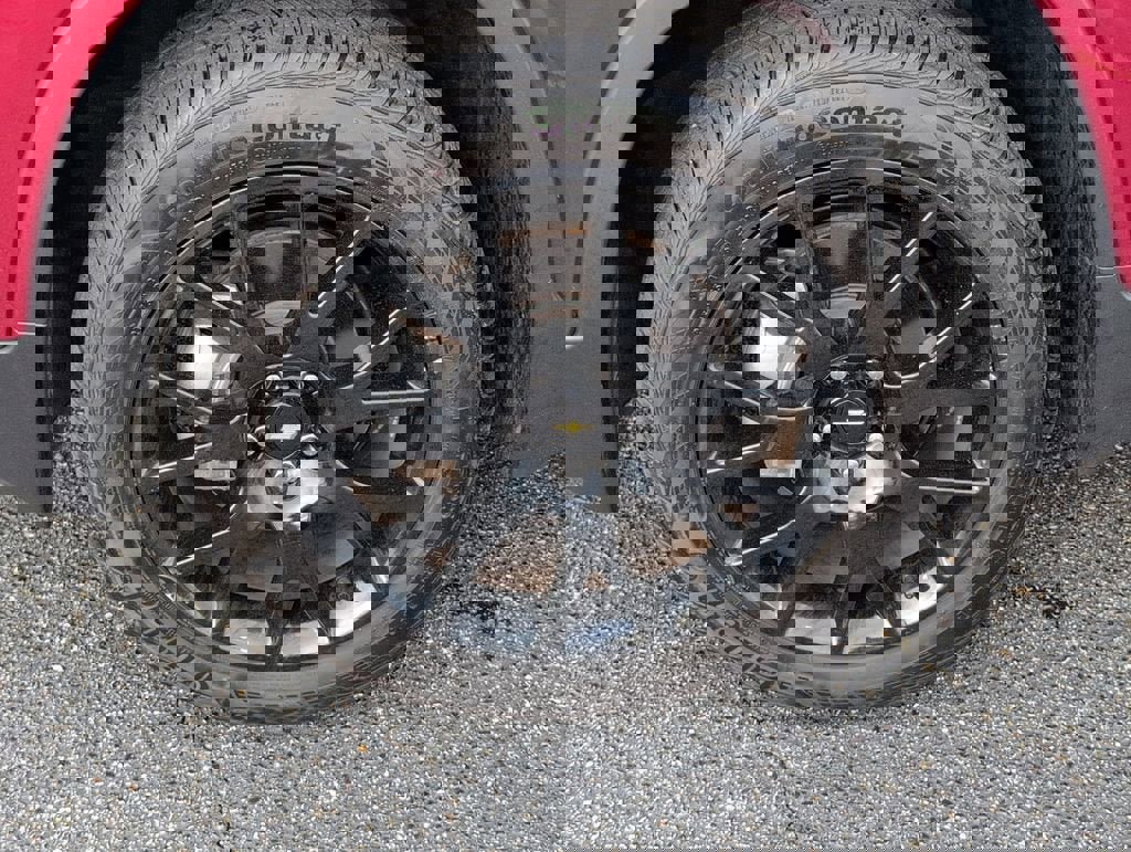 Certified 2022 Chevrolet Trax LT w/ Sport Edition image 11