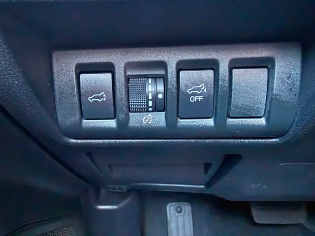Used 2023 Subaru Outback Limited AWD/4WD image 14