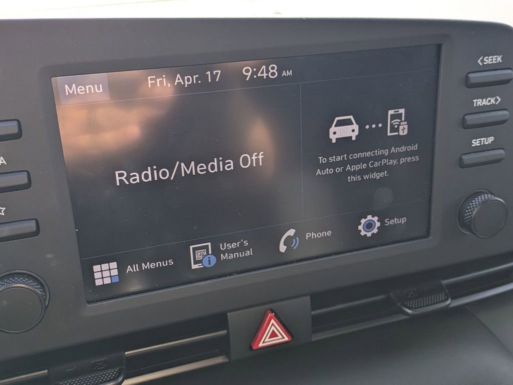 Certified 2025 Hyundai Elantra Sport image 21