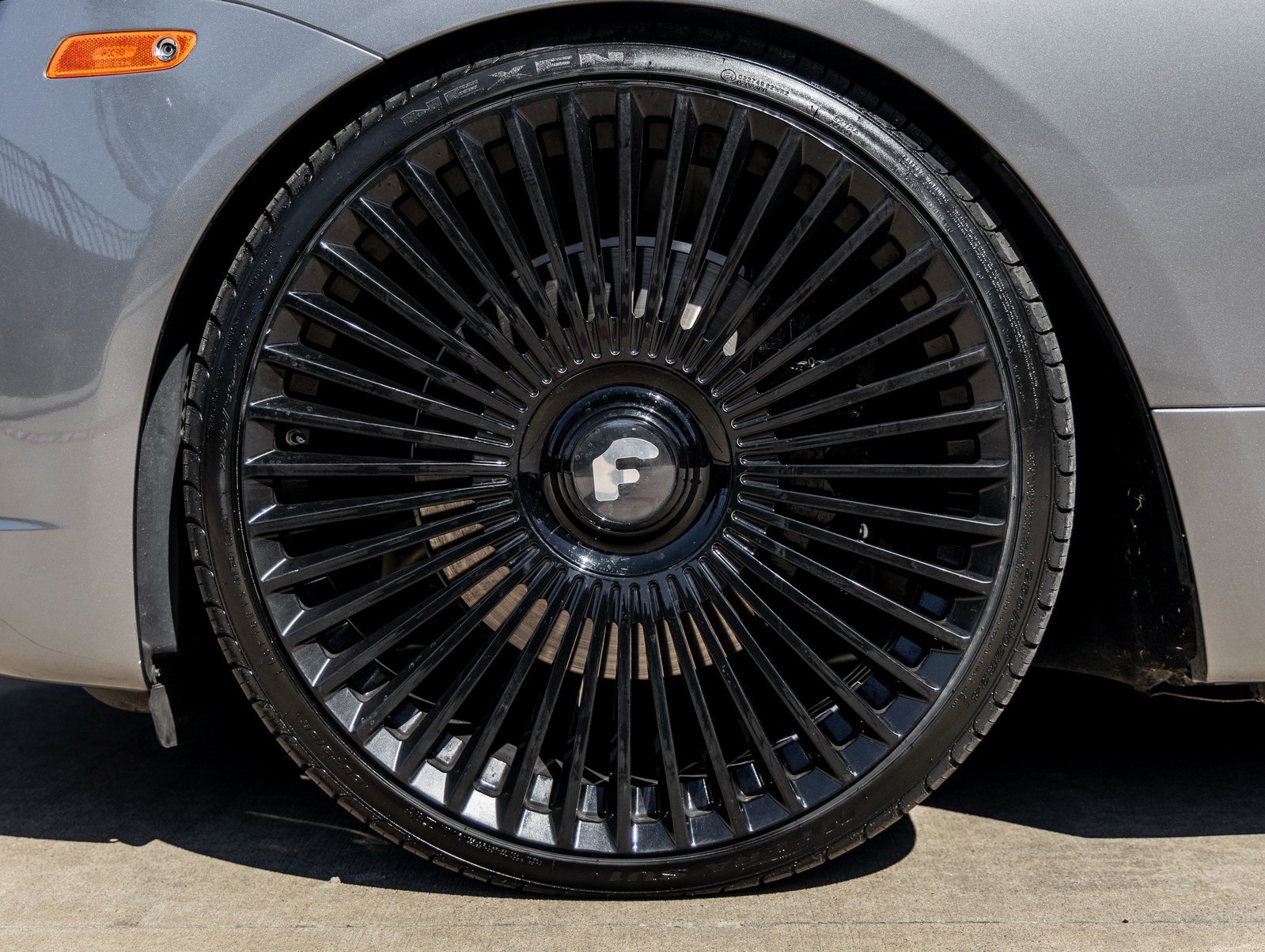 Used 2017 Rolls-Royce Wraith image 13