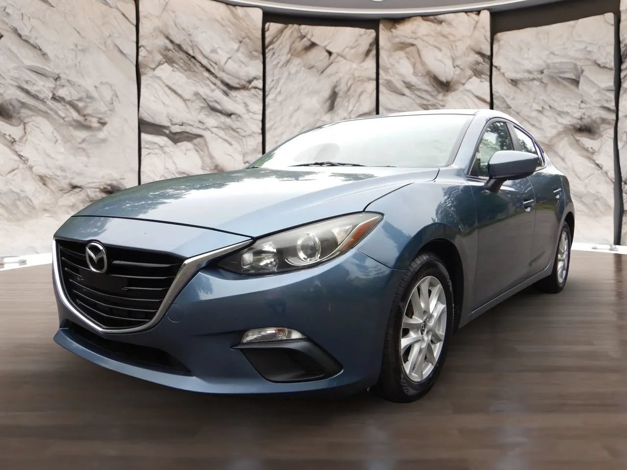 Used 2014 MAZDA MAZDA3 i Touring FWD image 1
