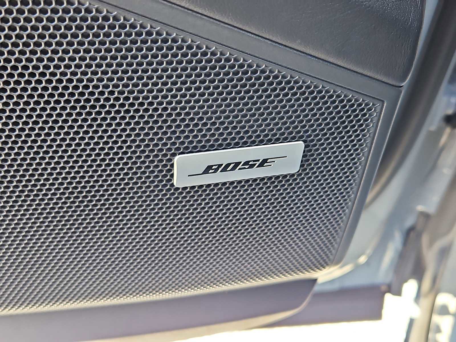 Used 2024 Porsche Cayenne Coupe AWD/4WD image 14