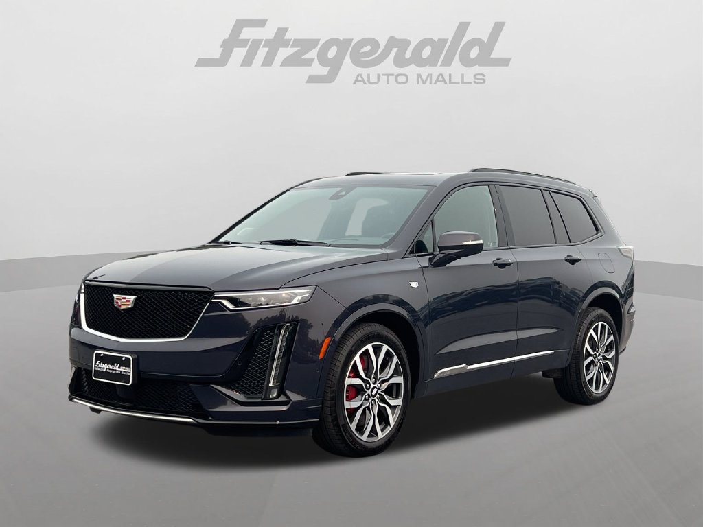 Used 2024 Cadillac XT6 Sport w/ Platinum Package AWD/4WD image 2