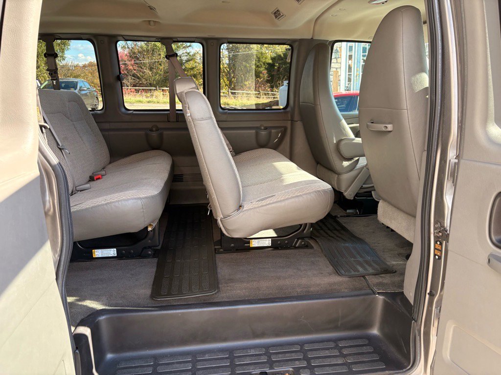 Used 2012 Chevrolet Express 3500 LT w/ LT Preferred Equipment Group image 20