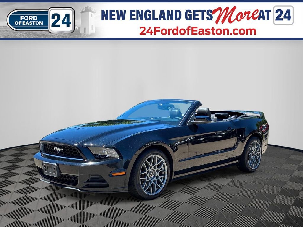 Used 2013 Ford Mustang Premium RWD image 1