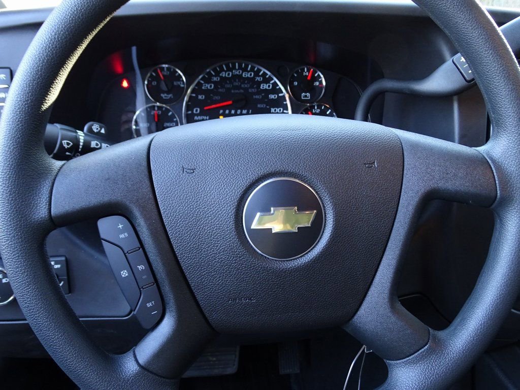 New 2025 Chevrolet Express 2500 Work Van w/ Driver Convenience Package image 23