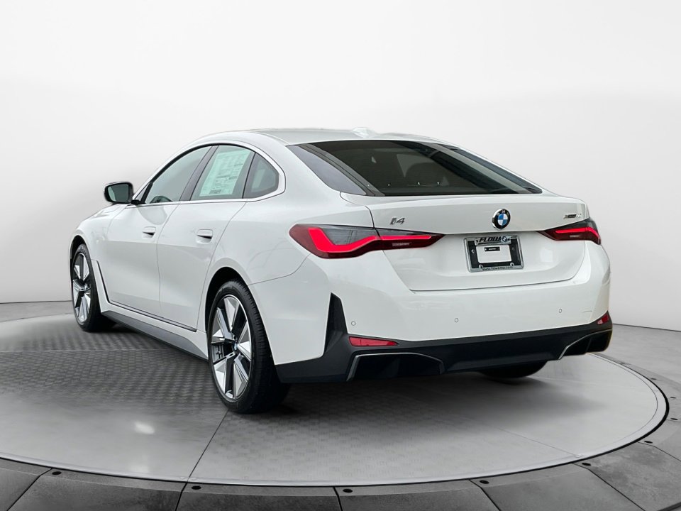 New 2026 BMW i4 xDrive40i w/ Premium Package image 5