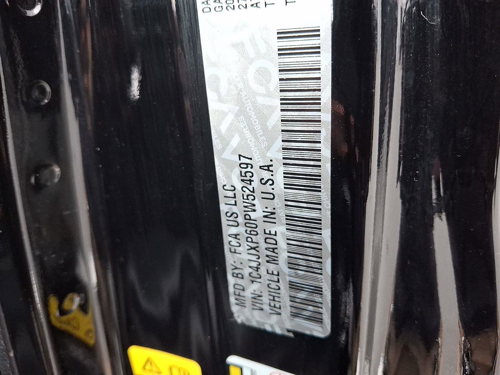 Used 2023 Jeep Wrangler Sahara w/ Cold Weather Group image 26