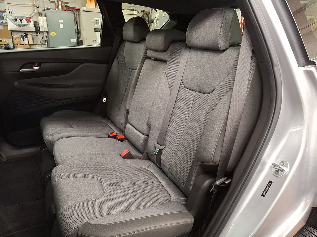 Used 2020 Hyundai Santa Fe SE AWD/4WD image 7