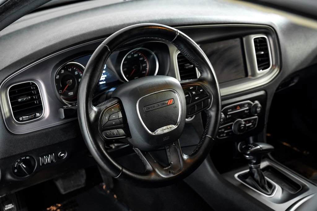 Used 2023 Dodge Charger SXT RWD image 14