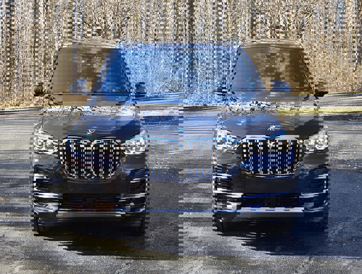 Used 2023 BMW X5 xDrive45e w/ Executive Package image 9