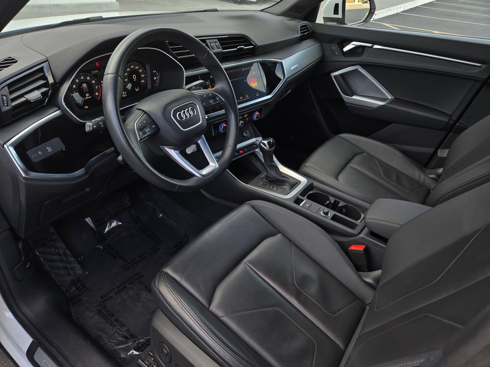 Used 2025 Audi Q3 2.0T Premium AWD/4WD image 8