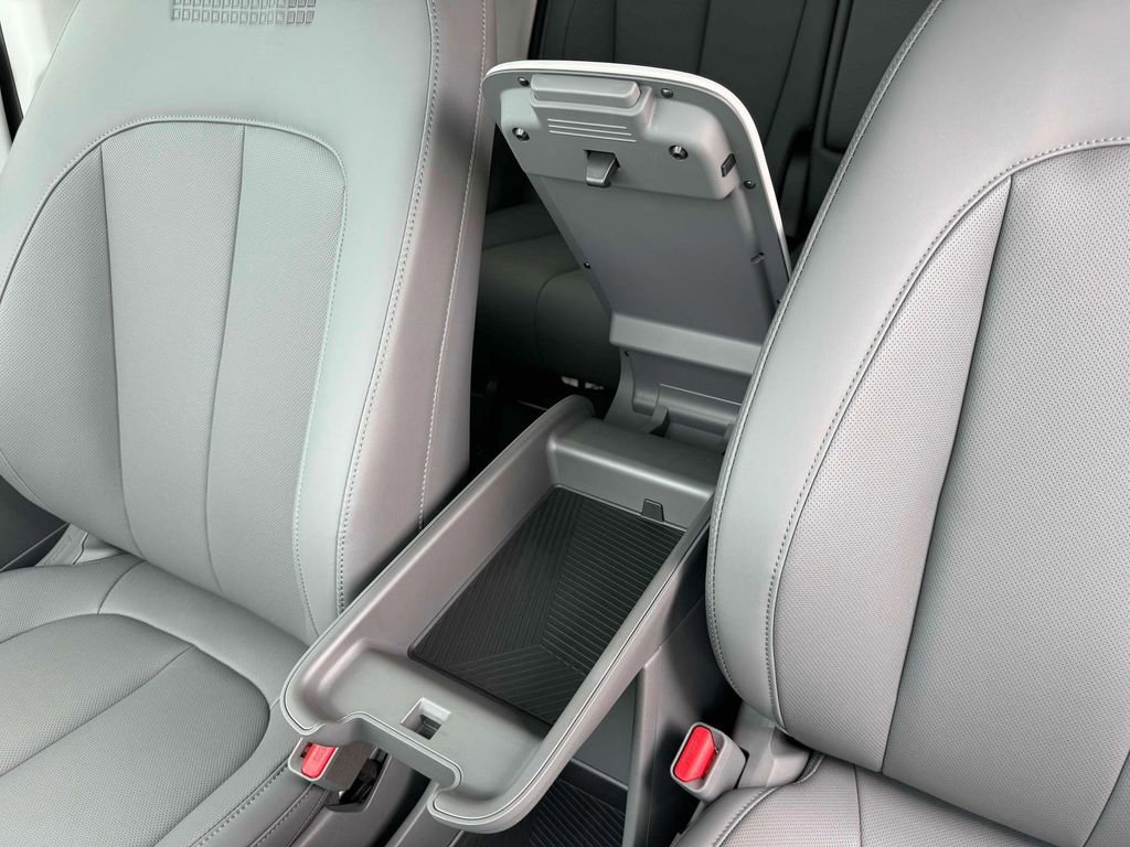 New 2025 Hyundai Ioniq 5 SEL image 18