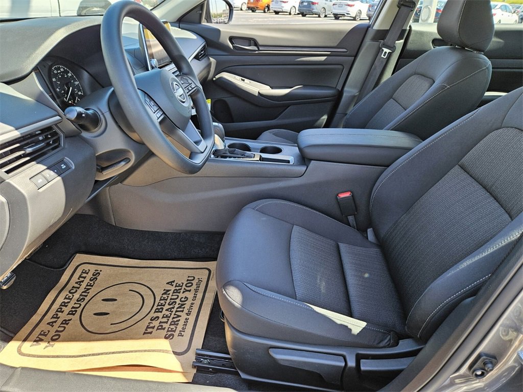 New 2025 Nissan Altima 2.5 S image 4