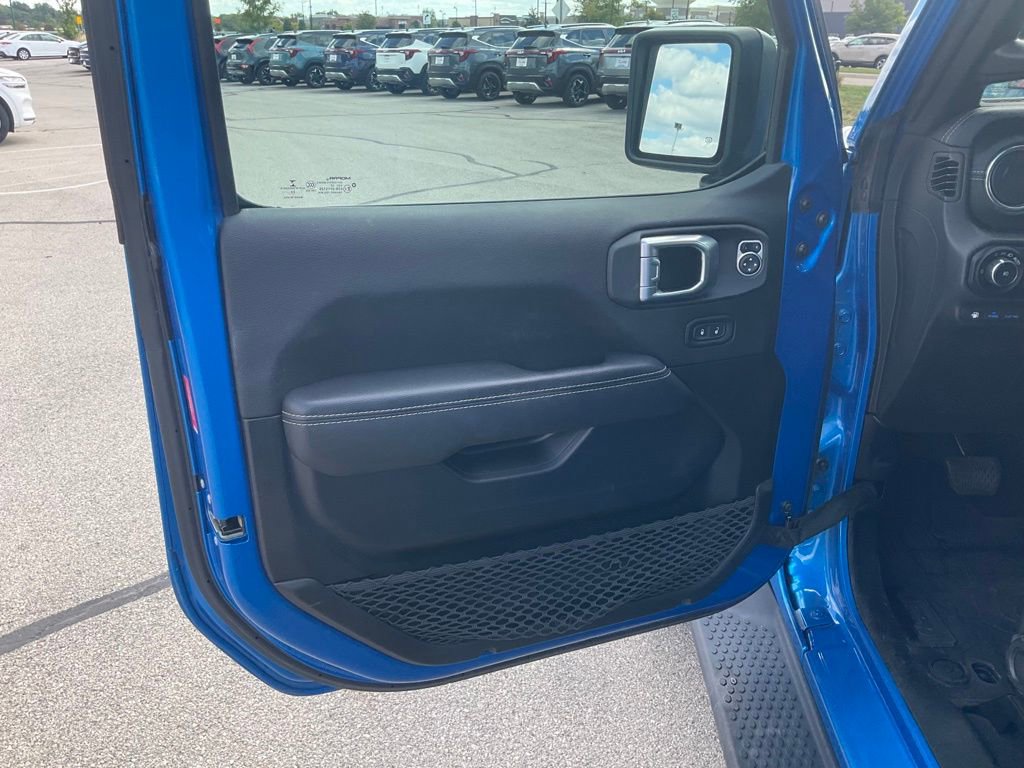 Used 2022 Jeep Wrangler Unlimited Sahara image 10