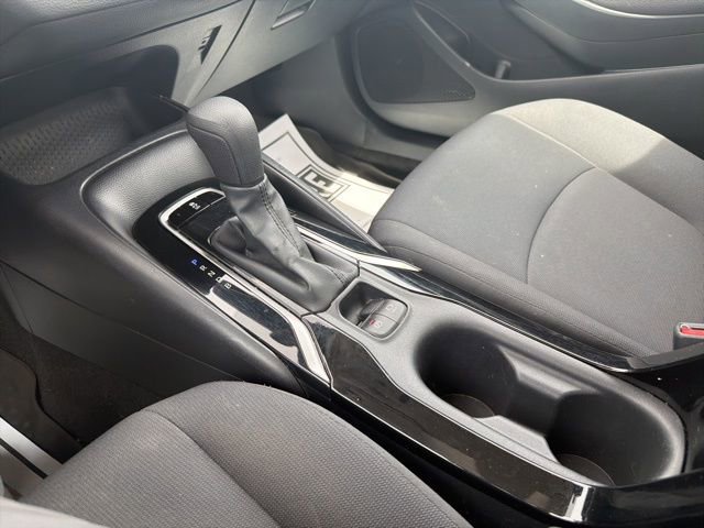 Used 2020 Toyota Corolla LE FWD image 23