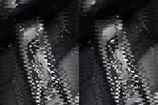 Used 2019 Toyota Corolla XSE FWD image 14