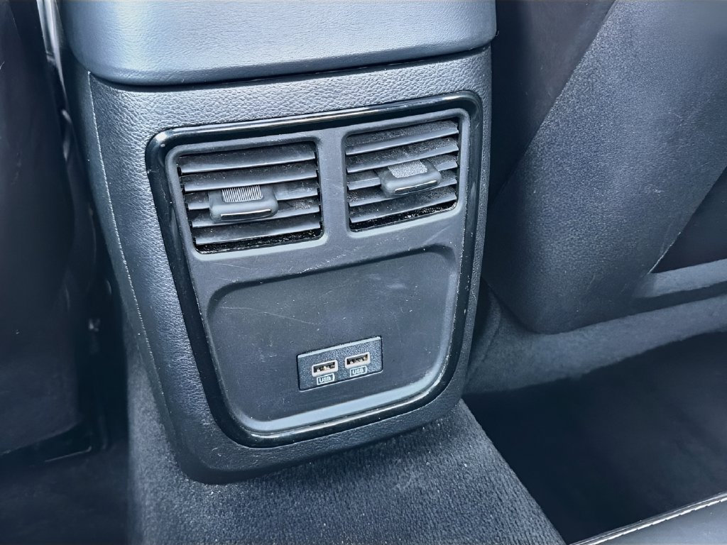Used 2023 Chrysler 300 S RWD image 27