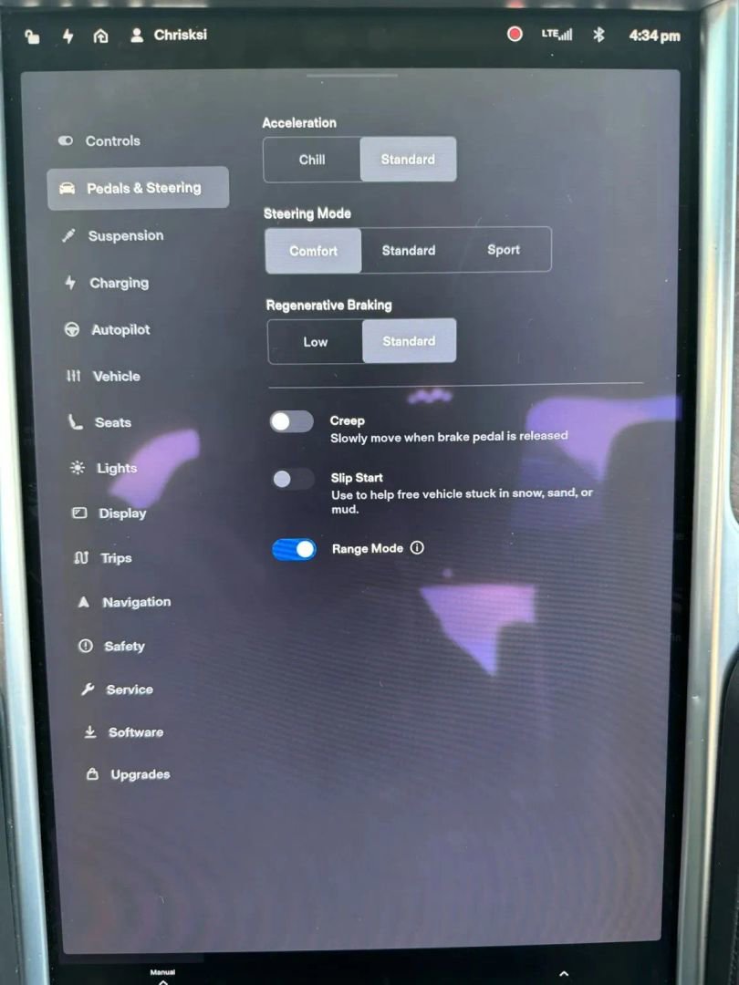 Used 2017 Tesla Model X 90D image 22