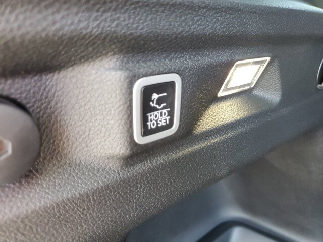 New 2024 Jeep Grand Cherokee L Altitude RWD image 6
