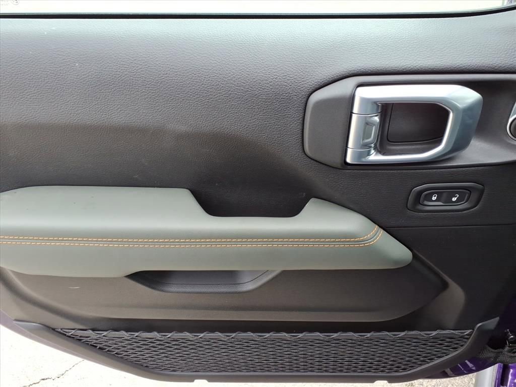 New 2026 Jeep Gladiator Mojave image 17