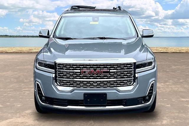 Used 2023 GMC Acadia Denali w/ Denali Ultimate Package AWD/4WD image 2