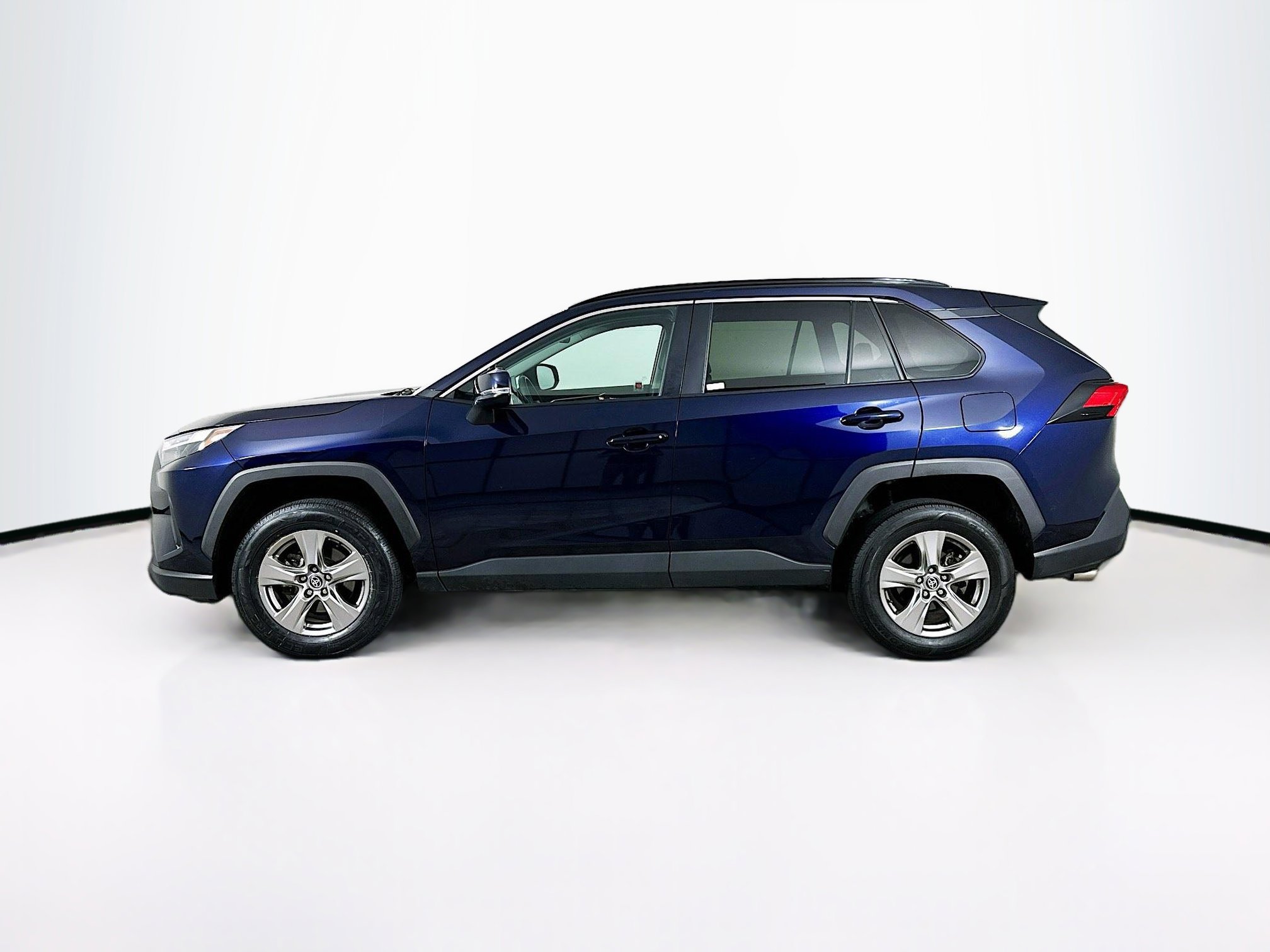 Used 2024 Toyota RAV4 XLE image 4