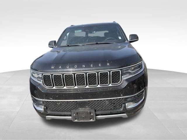 Used 2024 Jeep Wagoneer L Series II w/ Flexible Seating Group AWD/4WD image 4