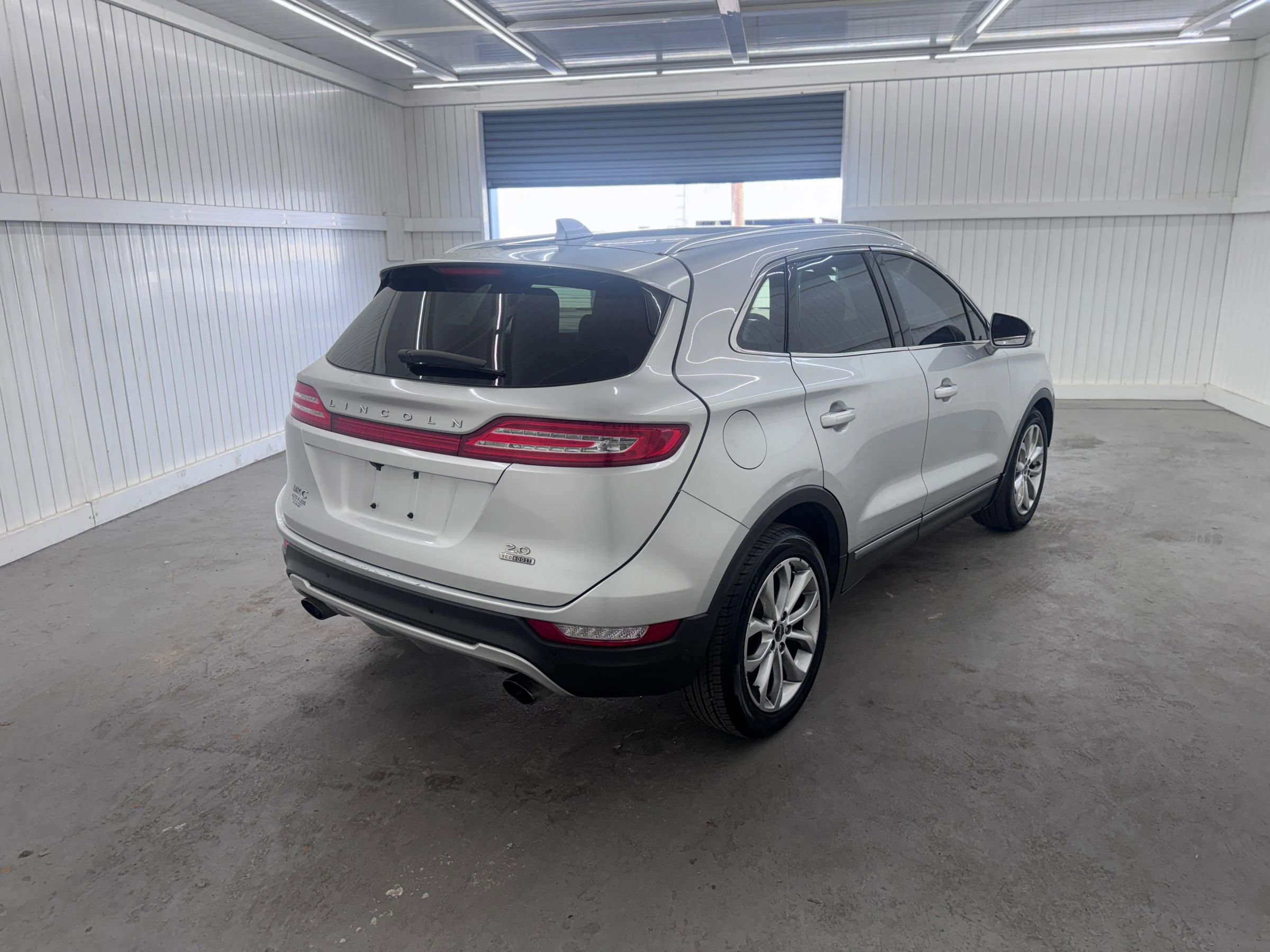 Used 2015 Lincoln MKC FWD w/ Equipment Group 101A Select image 5