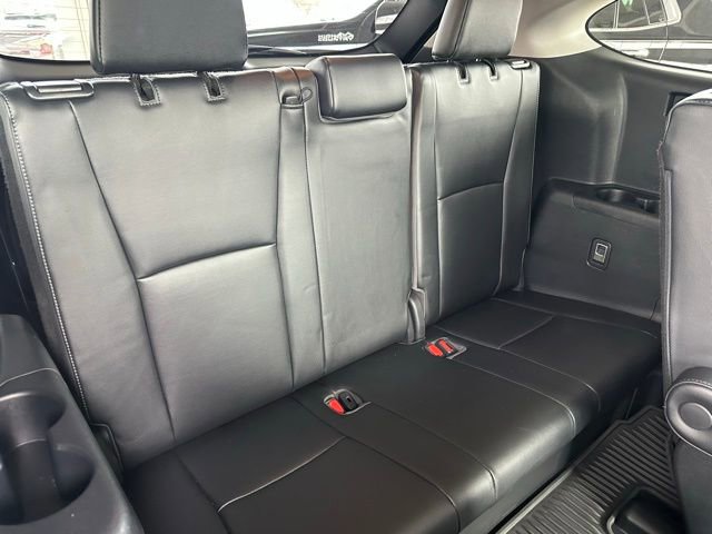 Used 2023 Toyota Highlander Platinum image 24