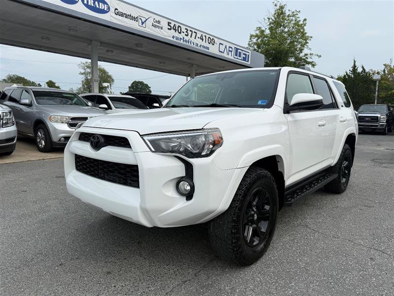 Used 2019 Toyota 4Runner SR5 AWD/4WD image 1