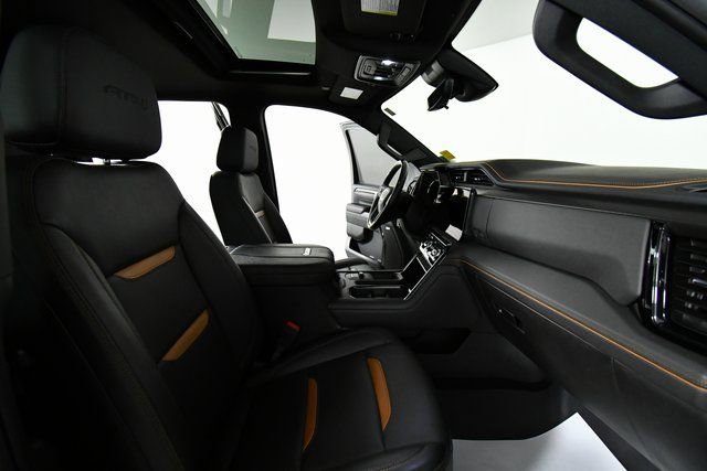 Used 2025 GMC Sierra 3500 AT4 w/ AT4 Premium Plus Package image 23