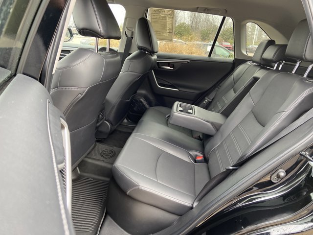 Used 2023 Toyota RAV4 Limited image 15
