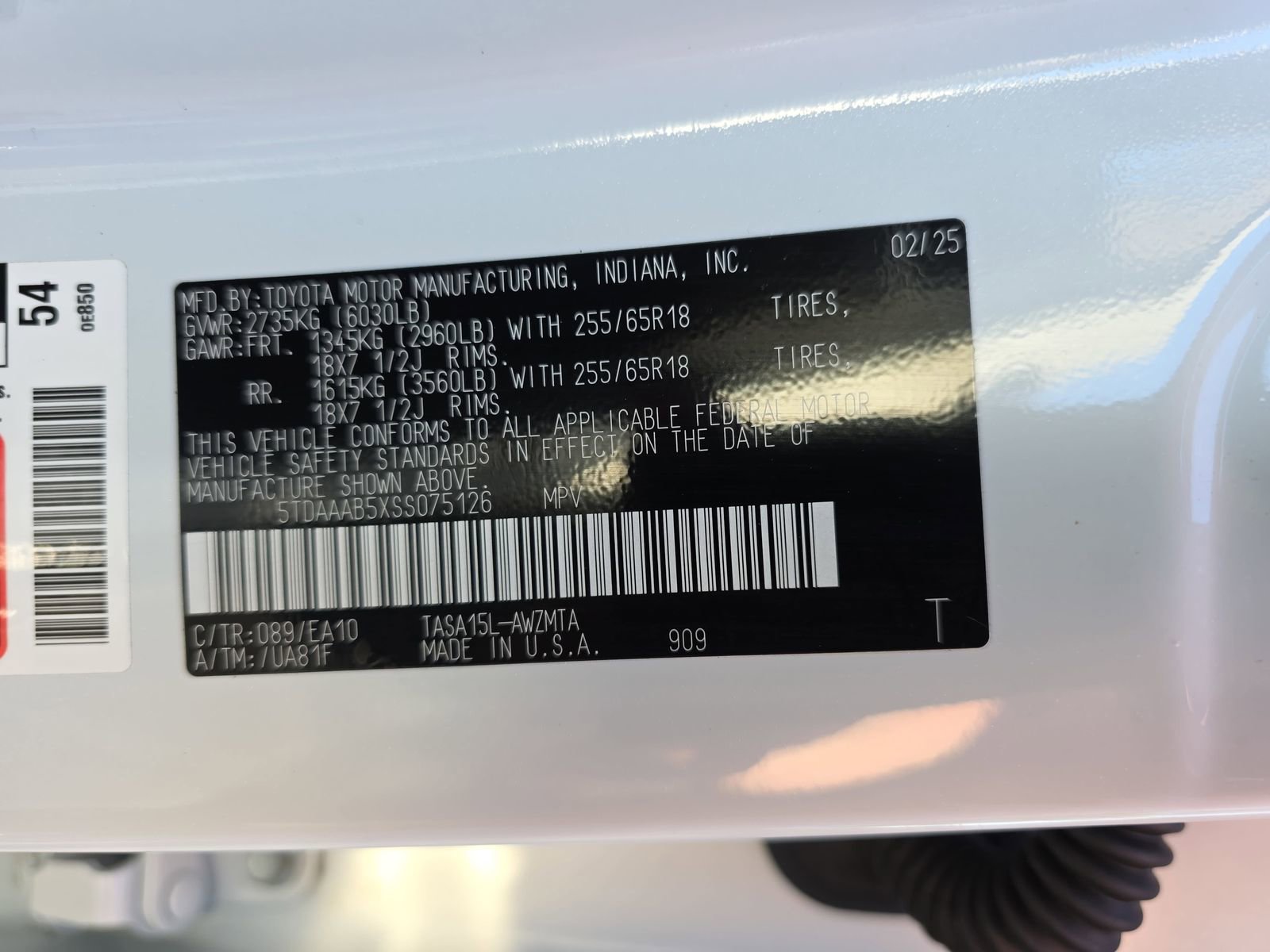 Used 2025 Toyota Grand Highlander AWD image 36