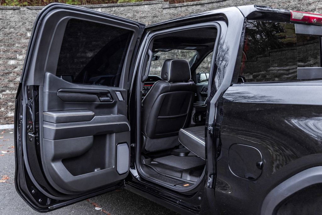 Used 2025 GMC Sierra 1500 AT4X image 20